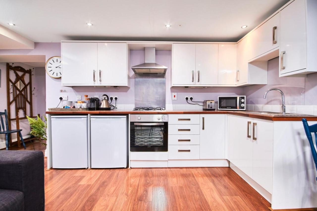 Newcastle Treasure - Sleeps 4 - Lower Ground Floor Kültér fotó
